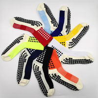 Chaussettes de football antidérapantes pas chères pour adultes, chaussettes de sport rayées d'automne avec logo personnalisé, vente en gros