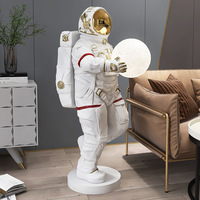 Figurine d'astronaute grandeur nature/Statue de spaceman en résine/Sculpture d'astronaute en fibre de verre pour décor de salon