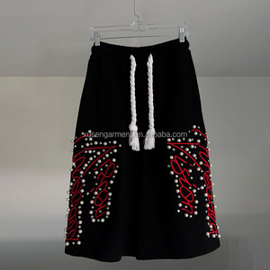 Pantaloncini <span class=keywords><strong>Bermuda</strong></span> da Uomo <span class=keywords><strong>in</strong></span> Cotone French Terry Oversize con Coulisse, Stampa Ricamata Personalizzata Estiva, Dettagli Perle e Strass, Stile Jogger - Product Image 1