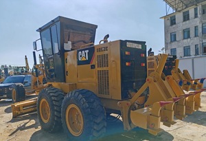รถเกรดเดอร์ Caterpillar 140G มือสอง รถตักดิน CAT 140K 140H พร้อมอะไหล่หลักๆ เช่น มอเตอร์ เครื่องยนต์ ปั๊ม บล็อกเบรก - Product Image 4