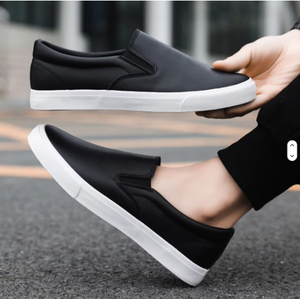 Chaussures décontractées pour hommes, conçues sur mesure, avec empeigne en tricot, fermeture à enfiler, semelle intermédiaire en TPU, coloris noir et blanc - Product Image 6