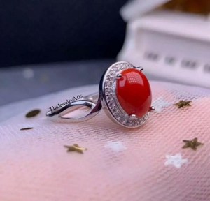 Anillo de Coral Rojo Natural, Plata de Ley 925, Gema Ovalada, Anillo Delicado de Compromiso o Promesa para Mujer - Product Image 3
