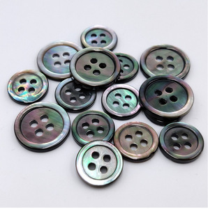 Natural Pearl Shell <strong>Button</strong> Round <strong>Tortoiseshell</strong> 4-Holes <strong>Button</strong> with Smooth Delicate Finish Available in 20mm and 17mm Sizes - Product Image 3