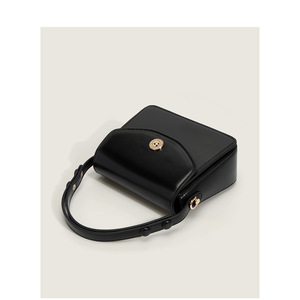 Nouveau Sac Carré de Luxe Printemps 2026 pour Femme – Sac à Bandoulière Élégant en Cuir PU Rouge, Sac Porté Épaule ou Croisé - Product Image 4