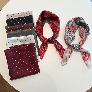 Factory Wholesale Customised Cotton Square Screen <strong>Digital</strong> Printing 100% Cotton Scarf <strong>Custom</strong> Design Made Personal Logo Bandana - Product Image 6