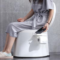 Chaise de toilette mobile pliable légère avec accoudoirs, seau amovible, siège en plastique PP pour usage domestique intérieur