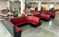 Canapé en forme de L à quatre côtés, tables et chaises de restaurant spécialisées pour restaurants