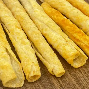 Diferentes biscoitos de arroz takis da China são mais baratos