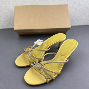 Sandali con Tacco a Spillo e Nodo di Strass Scintillanti, Mules Aperte in Raso Color <span class=keywords><strong>Senape</strong></span>, Eleganti <span class=keywords><strong>Tacchi</strong></span> Glamour da Cerimonia - Product Image 1