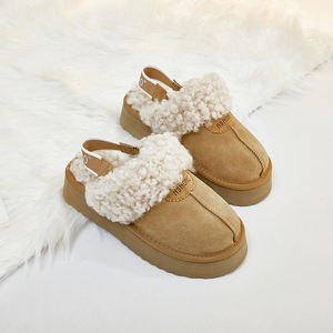 European Women's One-Piece Snow Boots Plushy <strong>Shoes</strong> slippers Wholesale Womens Fur SlipWomen's Low Slipperspers - Product Image 3