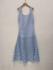 Nuevas llegadas Seven Color Primavera 2026: Conjunto de vestido con tirantes y cárdigan de punto calado con diamantes, estilo elegante francés. - Product Image 5