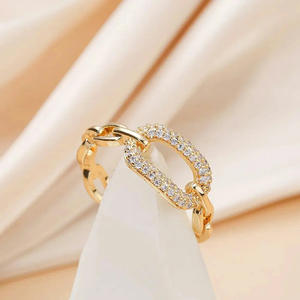 Anello da Cocktail Geometrico A199 da Donna con Zirconia Cubica Creata in Laboratorio, Micro Pavé, Pietra Rotonda, Gioiello alla Moda per Feste - Product Image 5