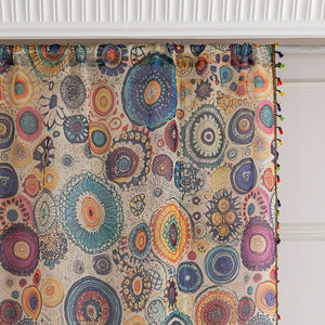 Fenêtre bohème à pompons transparents-Cercles peints à la main 100% polyester, bloquant les UV et filtrant la lumière pour salon/café/chambre à coucher - Product Image 6