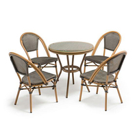 Fauteuils de bistrot modernes en aluminium noir et blanc, style parisien, pour terrasse, jardin, extérieur, café, salle à manger, cour.