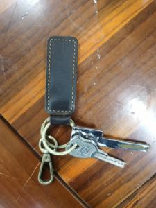 Cuir <span class=keywords><strong>de</strong></span> vachette vintage luxe porte-clés voiture porte-clés logo personnalisé en gros créatif personnalisé à la main en cuir <span class=keywords><strong>valet</strong></span> porte-clés - Product Image 6