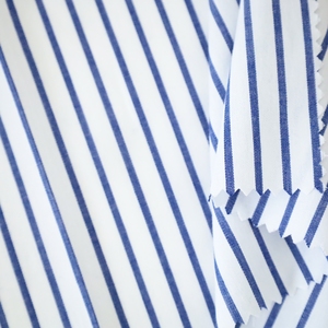 Tela 100% Algodón a Rayas Azules y Blancas, 32/S, 95gsm, Patrón Tejido para Ropa de Cama, Uniformes de Chef, Pantalones, Camisas y Vestidos para Niños - Product Image 4