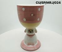 Adorable tasse à dessert en céramique de couleur bleu/rose/vert au choix et posée sur un support pour chiot.