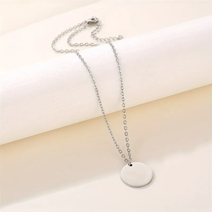 Collana con Ciondolo Rotondo in Acciaio Inossidabile Placcato Oro 18K, Trendy Unisex, Regalo per <span class=keywords><strong>Amanti</strong></span> <span class=keywords><strong>e</strong></span> <span class=keywords><strong>Amici</strong></span>, Natale <span class=keywords><strong>e</strong></span> Compleanno - Product Image 4