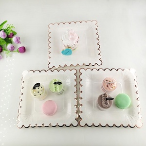 Assiettes en papier blanches jetables <span class=keywords><strong>de</strong></span> luxe <span class=keywords><strong>de</strong></span> 9 pouces carrées et rondes pour le dîner et le service <span class=keywords><strong>de</strong></span> tasses lors des fêtes d'<span class=keywords><strong>anniversaire</strong></span> et <span class=keywords><strong>de</strong></span> <span class=keywords><strong>mariage</strong></span> - Product Image 4