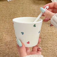 Mug en céramique INS simple, peint à la main, en forme de cœur, avec poignée, pour le petit-déjeuner, le lait ou le café