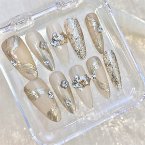 <span class=keywords><strong>Faux</strong></span> <span class=keywords><strong>ongles</strong></span> en acrylique faits <span class=keywords><strong>à</strong></span> la main de luxe Conceptions personnalisables pour une qualité de salon professionnel <span class=keywords><strong>à</strong></span> la maison - Product Image 4