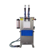 Remplisseuse de liquide corrosif à double tête pour nettoyeur de toilette Harpic Machine de remplissage de liquide de bouteille