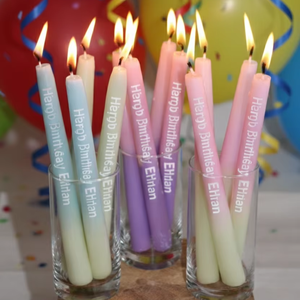 Bougies coniques personnalisées Pastel pour anniversaire, nom personnalisé, Joyeux Anniversaire, bougie artisanale en cire de soja sans fumée, parfum Rose, Noël - Product Image 1