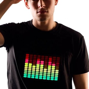 <span class=keywords><strong>T</strong></span>-<span class=keywords><strong>Shirt</strong></span> da Uomo di Qualità con Luci e <span class=keywords><strong>Musica</strong></span>, 100% Cotone Jersey, Stampa Serigrafica, Anti-Pilling, Ecologiche - Product Image 4