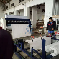 MADE IN CHINE TISSU PLASTIQUE COUETTE MATELAS COUETTE RIDEAU ULTRASONIQUE LAMINATION GAUFRAGE MACHINE À FENDRE