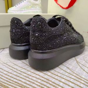 Chaussures en cuir verni à lacets de luxe pour hommes et femmes, baskets basses à plateforme rétro décontractées - Product Image 5