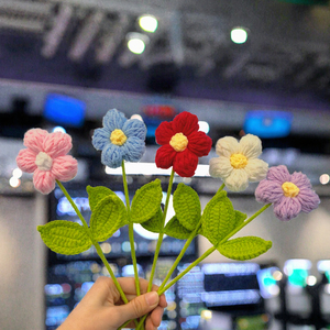 Fleur en fil tricoté à la main pour la décoration moderne de la maison et du bureau, cadeaux de fêtes, fleurs en fil - Product Image 3