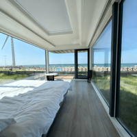 Capsule spatiale préfabriquée luxueuse bateau-maison flottant nouvelle maison de bateau mobile maison flottante en acier pour petite maison extérieure