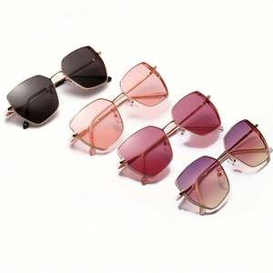 Gafas de Sol Cuadradas de Metal con Degradado Vintage para Mujer, Protección UV400, Última Moda 2020 - Product Image 4
