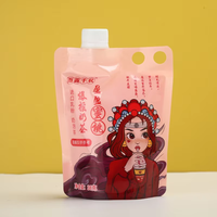 Mini sac en plastique découpé à l'emporte-pièce imprimé sur mesure Bec de poche pour jus de gelée, eau, boissons, recharges de liquides Conception de pochette sur support de qualité supérieure