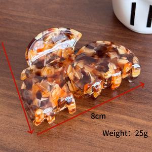 Pince à cheveux vintage en acétate en forme de feuille verte, grande pince requin couleur café, antidérapante - Product Image 3