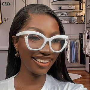 Lunettes pour femmes avec perles certifiées ISO9001, parfaites pour prendre des photos et s'enregistrer dans les restaurants en plein air et les salons de thé - Product Image 1