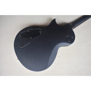 Flyoung مصنع بيع الماهوجني الصلبة الجسم 6 سلاسل ماتي الأسود الغيتار الكهربائي - Product Image 5
