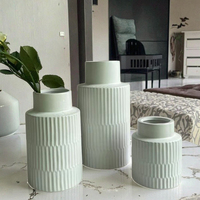 Vas Bunga Keramik Putih Modern Sederhana Kreatif untuk Bunga Kering, Dekorasi Rumah, Ruang Tamu, Lemari, Ornamen Meja, Pot Bunga