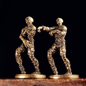 Statua di Zombie in Ottone a Forma di Cadavere, Figurina Vintage Dorata in Metallo, Miniatura <span class=keywords><strong>Walking</strong></span> <span class=keywords><strong>Dead</strong></span> con Base, Ornamento Decorativo per la Casa - Product Image 3