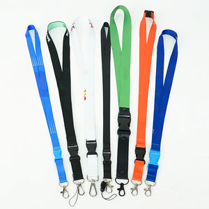 Cordón Impreso de Longitud Ajustable con Clip Metálico Tipo Bulldog, Gancho en J y Anillo para Llaves Desmontable para un Uso Versátil y Fácil Fijación - Product Image 3