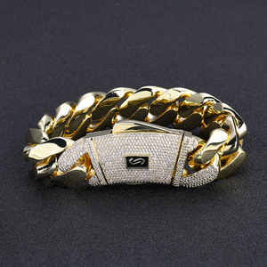 <span class=keywords><strong>Bracciale</strong></span> a catena cubana spessa placcata <span class=keywords><strong>oro</strong></span> 14K NUOYA USA Warehouse con chiusura a diamante ghiacciato, gioielli <span class=keywords><strong>di</strong></span> lusso da <span class=keywords><strong>uomo</strong></span> - Product Image 2