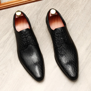 Dernières nouveautés : Chaussures habillées de luxe sur mesure en cuir pour hommes, idéales pour le bureau et les occasions décontractées ou formelles - Product Image 4