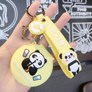 Espejo de Llavero Portátil con Diseño de Dibujos Animados, Espejo de Maquillaje Plegable de Silicona para Viajes/Conciertos, Accesorio para Fanáticos del Anime/K-Pop - Product Image 6