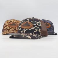 Gorra Trucker Richardson 112 de 6 Paneles con Logotipo Personalizado Bordado para Hombre, con Parche de Cuero de Camuflaje y Parte Trasera de Malla para Actividades al Aire Libre