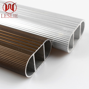 Tringles de penderie ovales en aluminium robustes dorées de 3 m de long, fixation murale non amovible pour suspendre les vêtements dans les placards et les armoires - Product Image 5