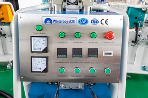 เครื่องพ่นโพลียูรีเทนโพลียูเรียแบบพกพา CNMC-A25 คุณภาพสูง พร้อมอุปกรณ์เสริม จัดส่งฟรี - Product Image 3