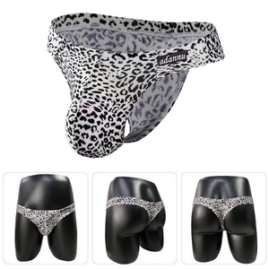 Adannu Brand <span class=keywords><strong>String</strong></span> sans couture Sous-vêtements <span class=keywords><strong>pour</strong></span> hommes Lingerie sexy avec motif imprimé léopard Tissu tricoté - Product Image 4