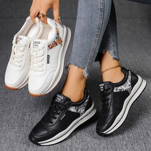 Zapatos Casuales para Caminar con Estampado Blanco y Negro para Mujer, Estilo Moderno, Zapatillas Retro con Plataforma - Product Image 1