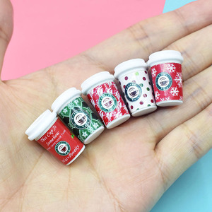 Giáng Sinh <span class=keywords><strong>3D</strong></span> Thu Nhỏ Cà Phê Cốc Nhựa Quyến Rũ Mini Cup Nhựa Cabochon Nhà Búp Bê Đồ Chơi Thực Phẩm Vui Nhộn DIY Mô Phỏng Trang Trí - Product Image 3