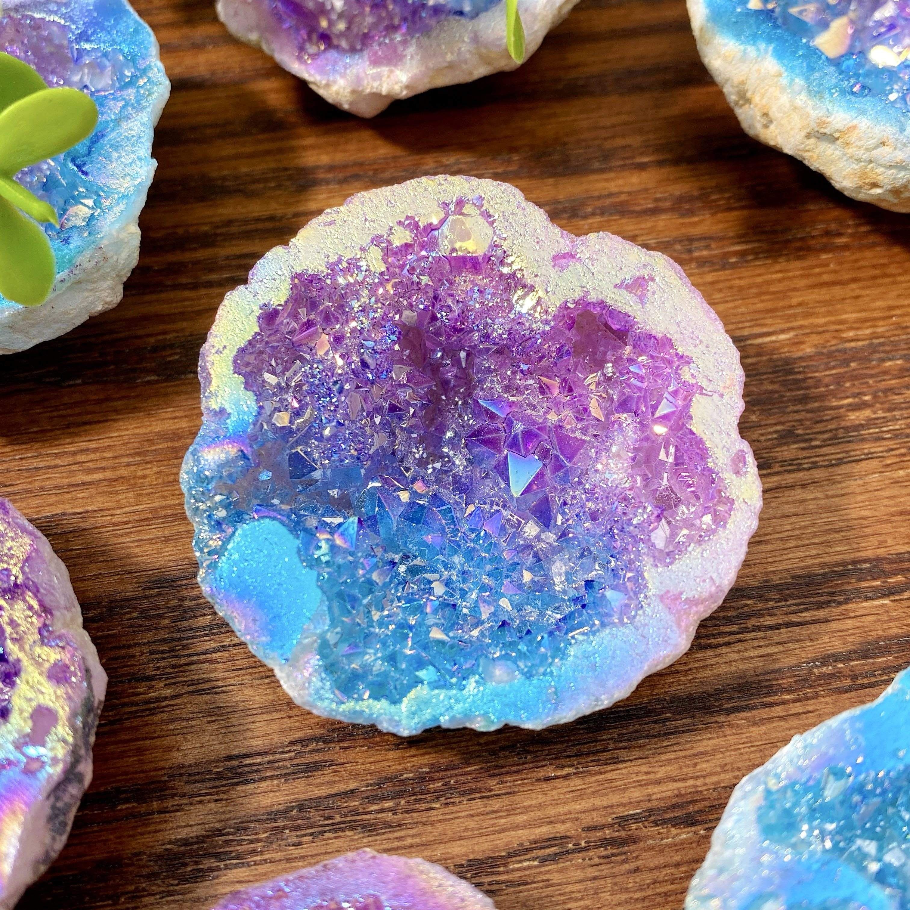 จีโอดสีชมพูอมฟ้า